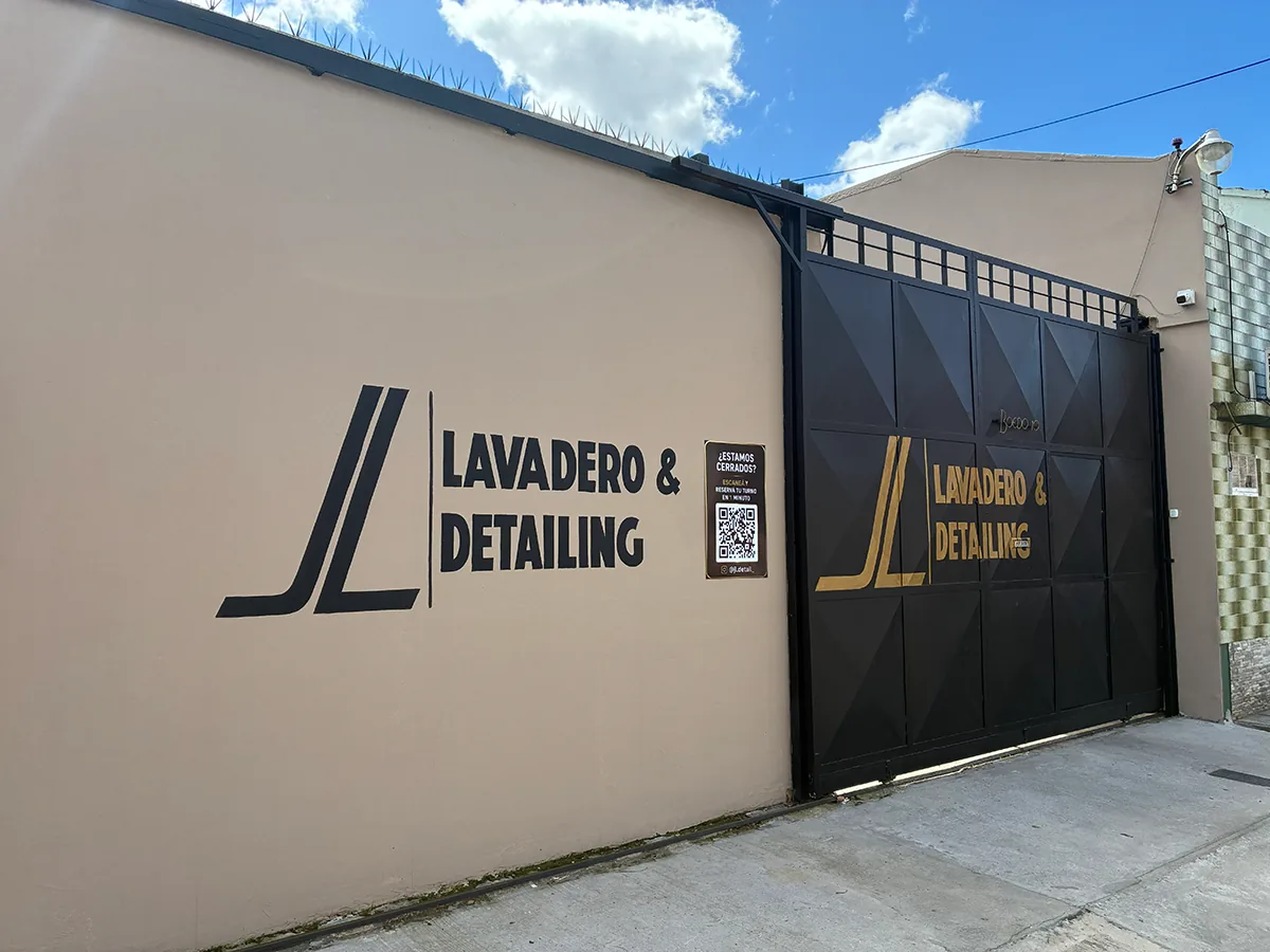 Fachada de JL Lavadero & Detailing en Bernal